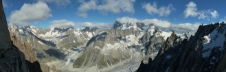 Nádherné výhľady z deviateho štandu smerom na ľadovec Leschaux a Glacier des Periades
