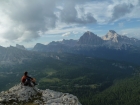 Z vrcholu Lastoni di Formin máme opäť možnosť chvíľu sa v kľude pokochať krásou okolitej dolomitskej prírody - fotil J. Krištoffy