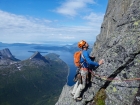 Spektakulárne lezenie s Tysfjordom pod nosom