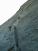 V tejto peknej ľahkej špárke za cca 6a+ sa učíme poriadne žabovať (lezie Zavaky) - Valle Orco