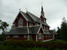 Hoci nie som vyznávačom žiadneho božstva či inej formy nadprirodzena, architektúra nórskych kostolíkov mi učarovala (na fotke kostol v Solsnes)