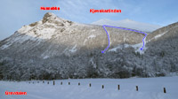 Lajny zamrznutých potokov v doline Grovdalen