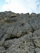 Prvá dĺžka cesty ma prekvapila krásnou a superpevnou dierkovatou skalou a lá Ceuse - fotil P. Rajčan