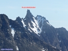 Naším prvým cieľom je kopec Kvanndalstinden, ktorý patrí k siedmym významným kopcom zahrnutým do romsdalskej kráľovskej rodiny