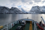 Prvú túričku si servírujeme na Maudekollen, ktorý vidíme z našej chalupy na druhej strane fjordu