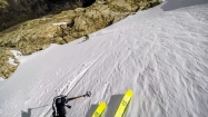 Pomer šlapania na pešo a lyžovania je pri skialpinizme v Peru dosť biedny, preto sa snažíme vychutnať si každý jeden oblúk (fotil Robo)