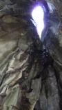 Diera v strope druhého grotta Trollkyrkje
