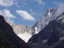 Grandes Jorasses kraľujúci doline Leschaux, Západné Alpy