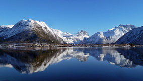 Mestečko Andalsnes a ústie doliny Romsdalen